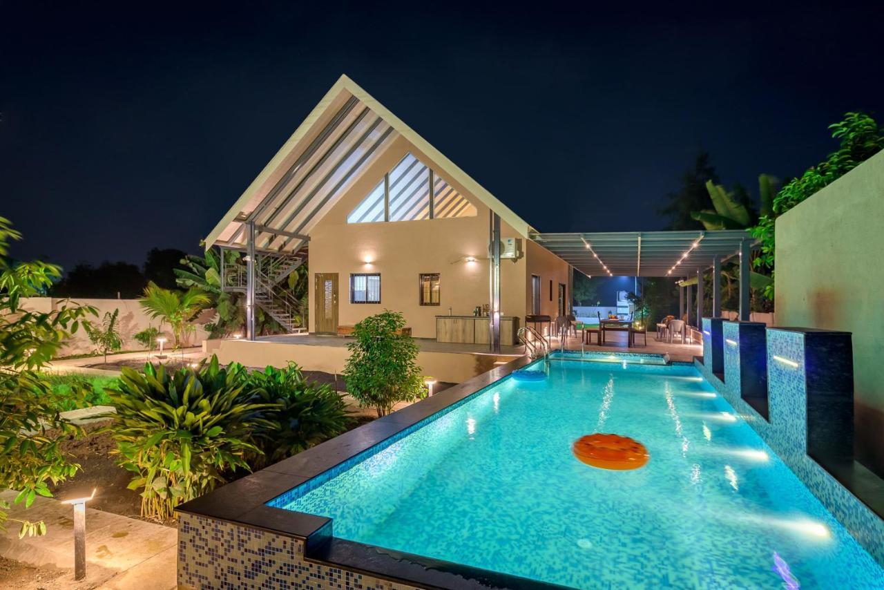 Saffronstays Eden, Nashik - Pet-Friendly Villa With Pool, Jacuzzi & Grape Farm Eksteriør billede